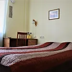 Hostel Louna
