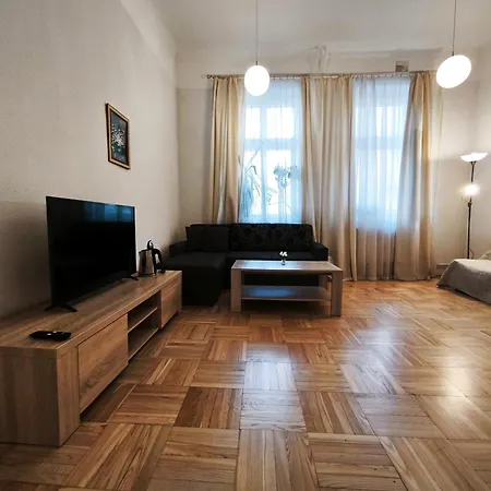 Louna Hostel